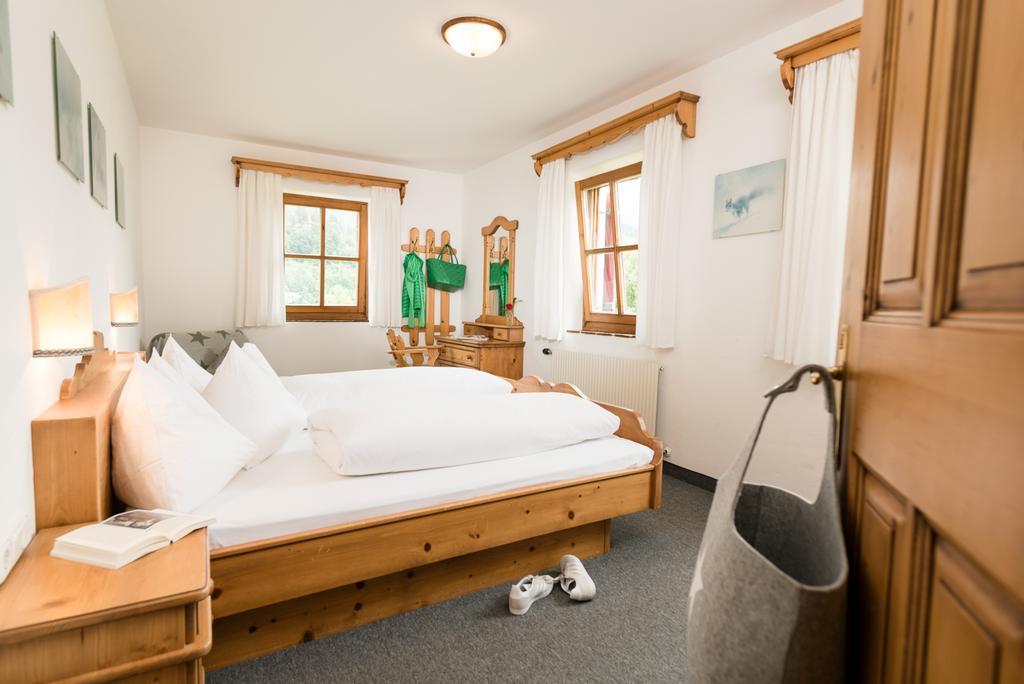 Ansitz Wirtsgut - Familienappartements In Den Bergen Leogang Esterno foto